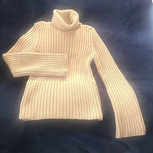 Virgin wool turtleneck sweater